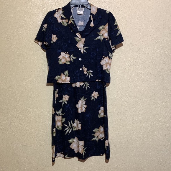 K Petite 2 pc Dress with Top Navy Blue Cream Floral Size 6P 100% Rayon - Picture 2 of 16